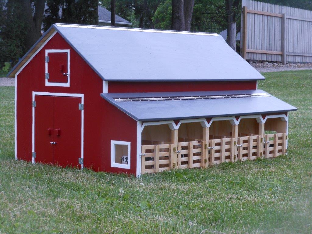 toy box barn with lean to this toy box barn